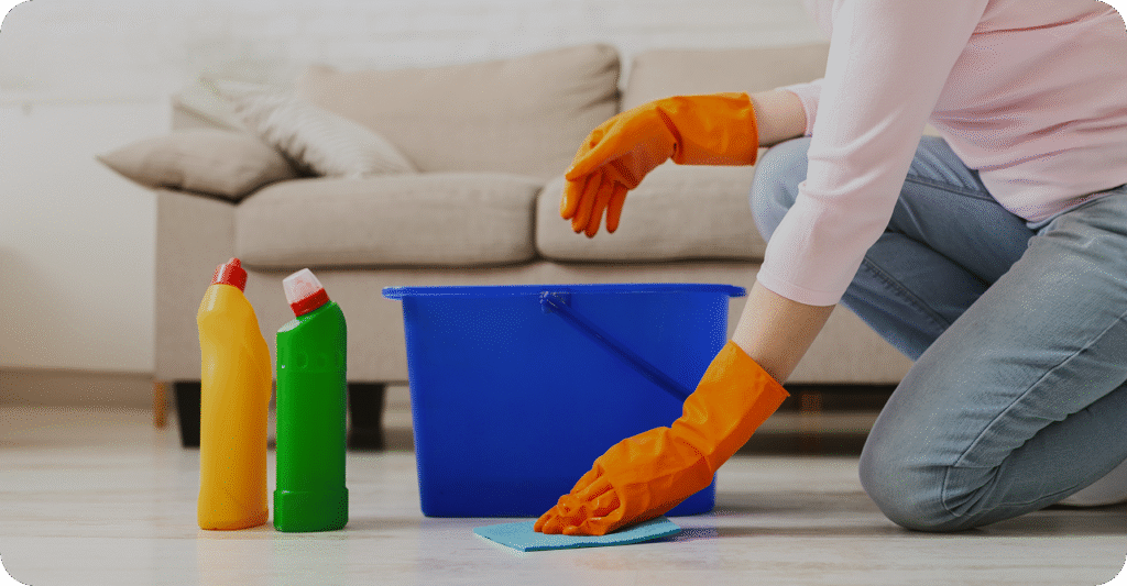 End of lease cleaner preparing rental property for final inspection in Darwin
